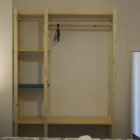 Sonnino House Apartament *
